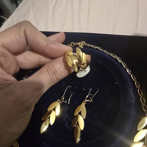 21kgp Dubai Jewlery Set - Picture 5 of 10